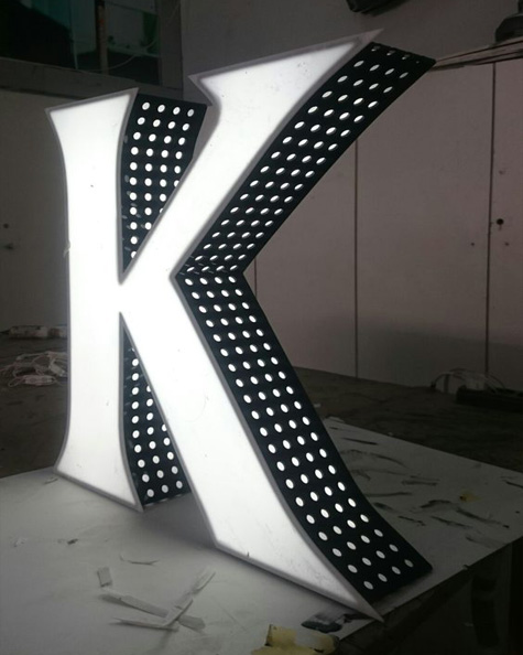 Delikli Kutu Harf Tabela