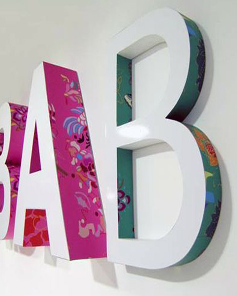 Yanağı Boyalı Kutu Harf Tabela